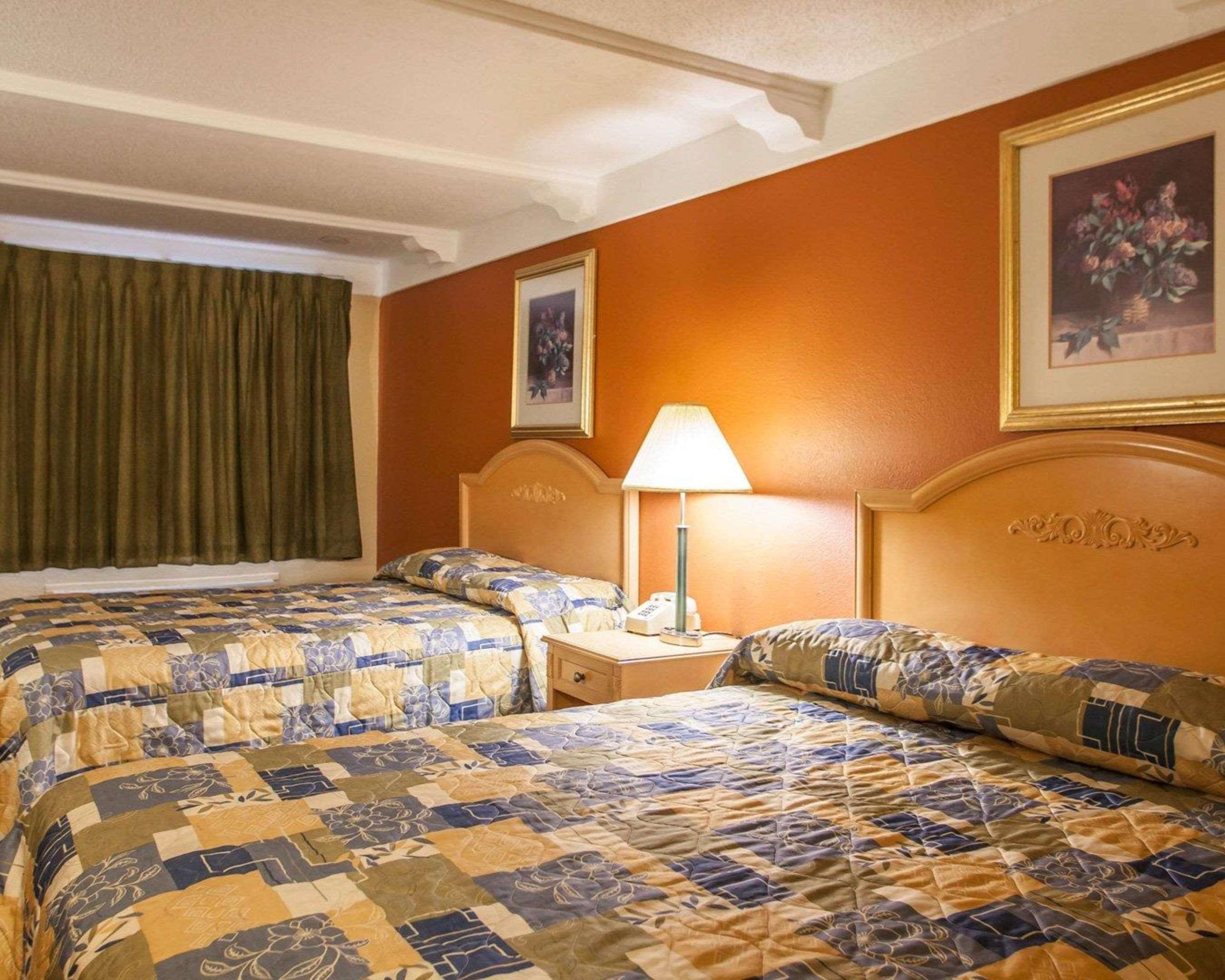 Relax Inn Saint Charles Dış mekan fotoğraf