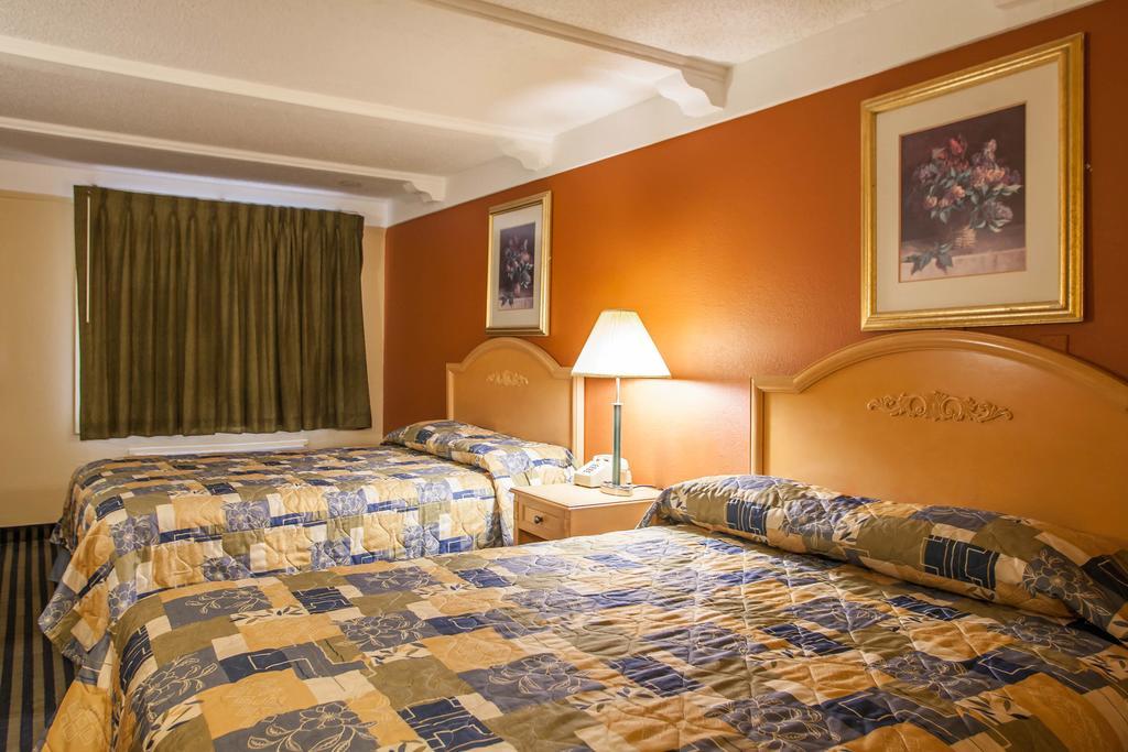Relax Inn Saint Charles Dış mekan fotoğraf